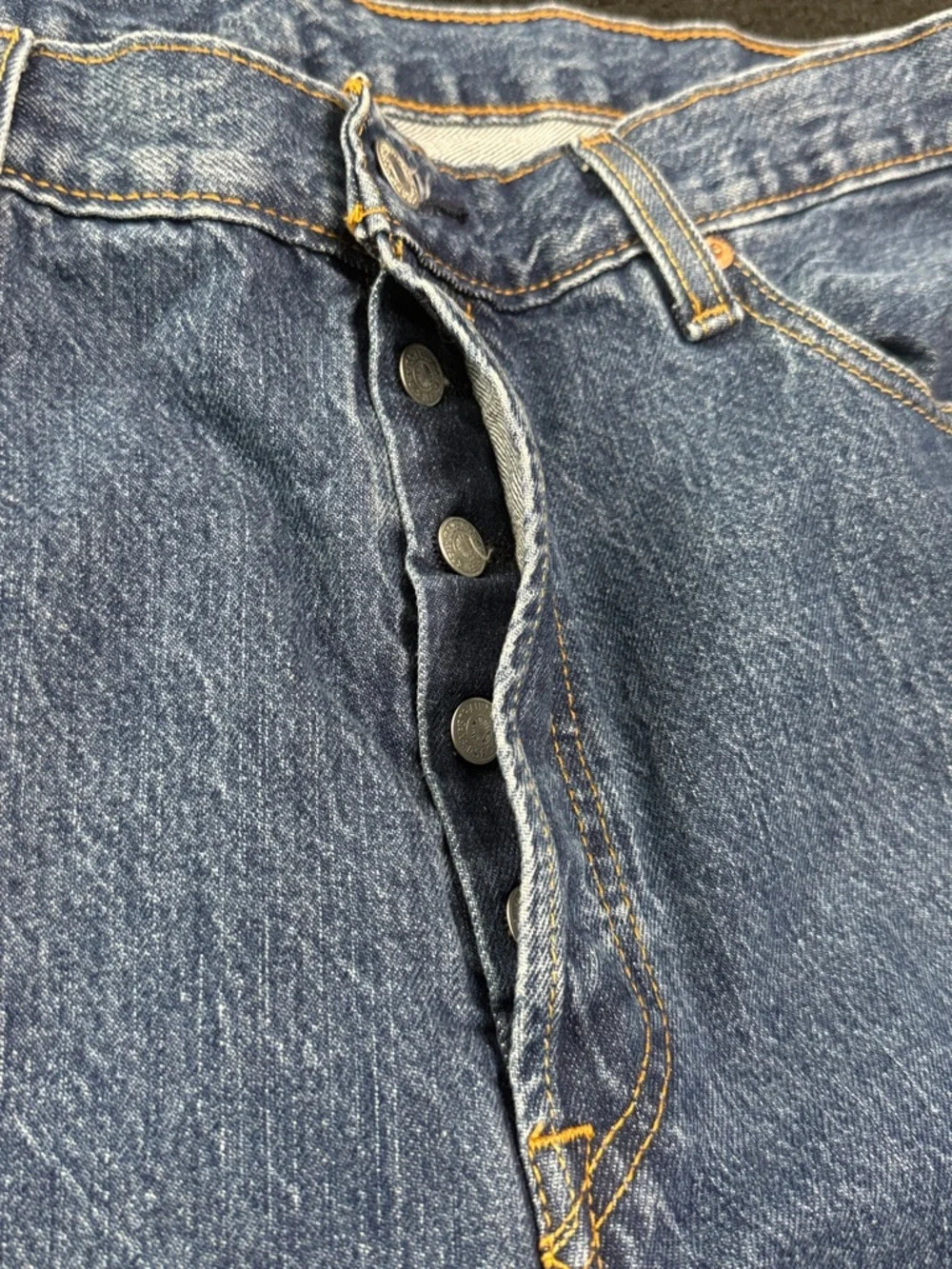 Levi’s 501 Jeans Men’s 36 Straight Leg Button Fly Classic Denim